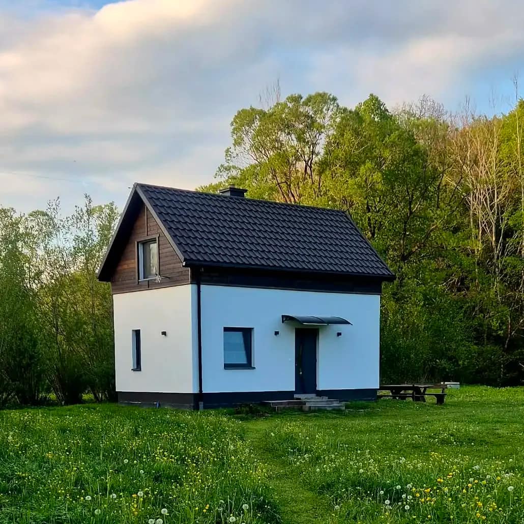 domek-w-lesie